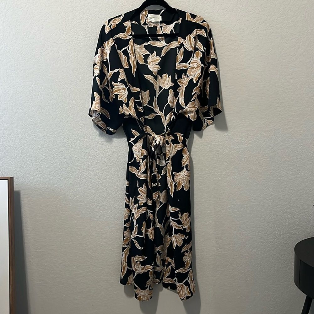 Maison Du Soir Floral Kimono Robe, Black And Gold… - image 1